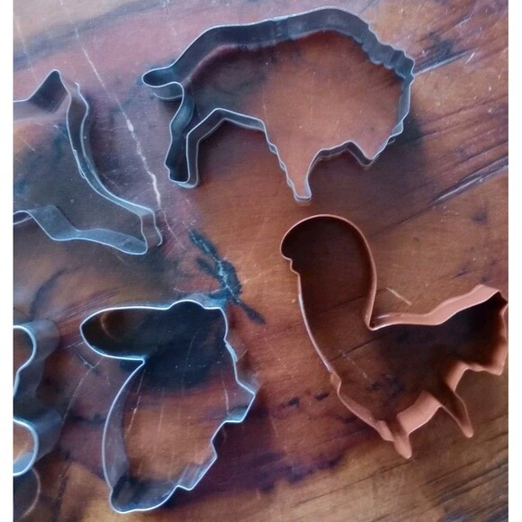 Lot of Animal Shaped Metal Cookie Cutters Baking Kitchen Resin Crafting NEW - Picture 3 of 6